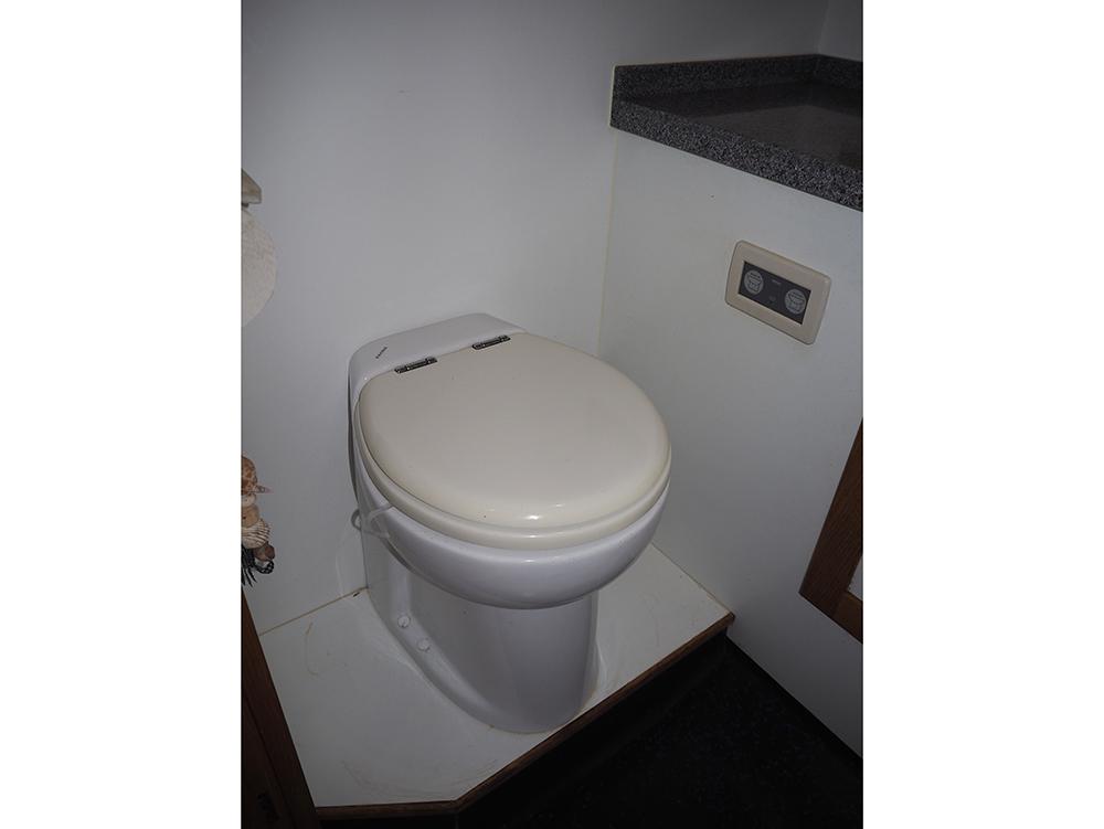 Fore ship, Accommodation